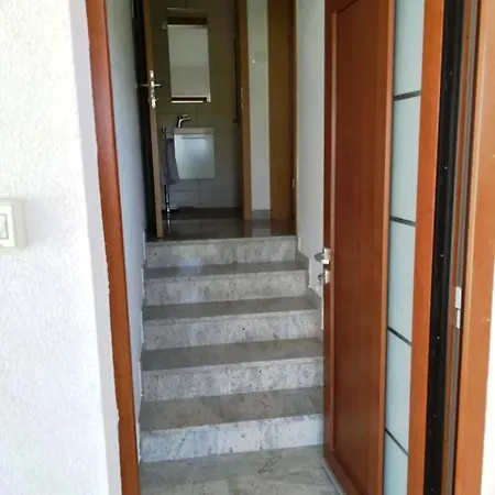 Prenocisca Iris Apartment Sezana Exterior photo