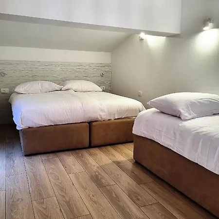 Prenocisca Iris Apartment Sezana Exterior photo