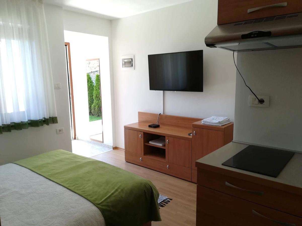 Prenocisca Iris Apartment Sezana